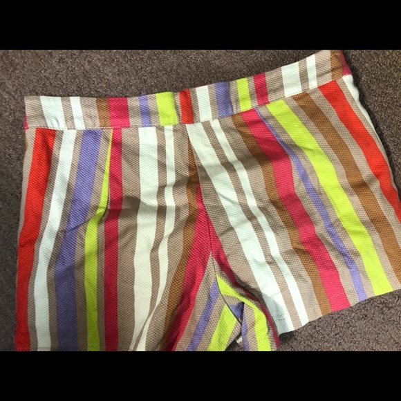 Judith March Multi-Color Striped Shorts Size Small - Picture 3 of 6